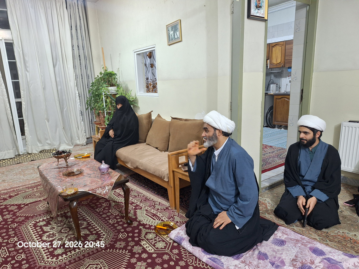 دیدار با خانواده‌های شهید حقانی و رسولی - 5 آبان 1405 (3)