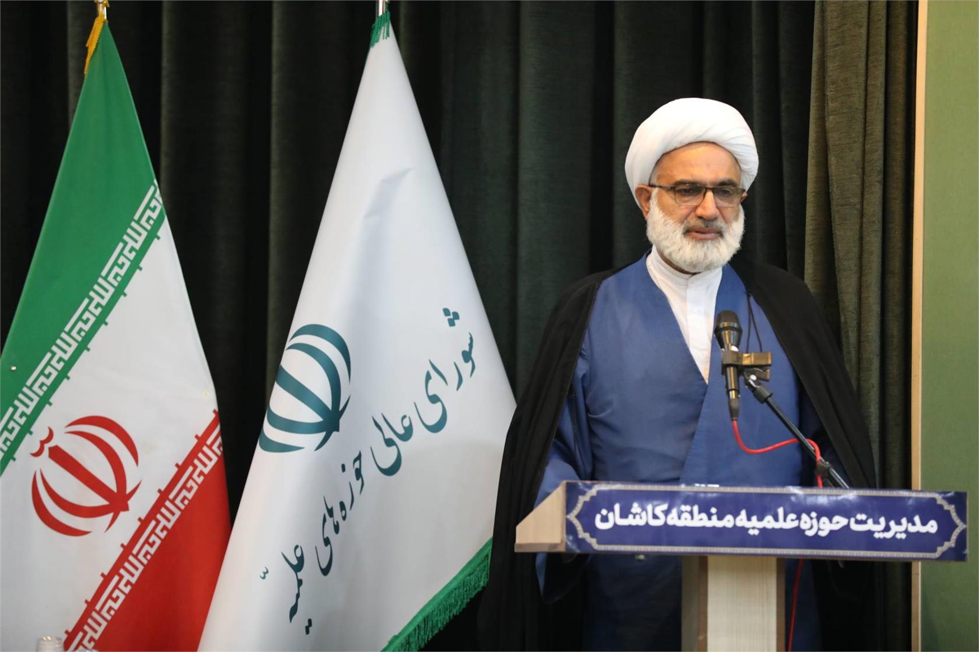 نشست با مدیران و معاونین حوزه‌های علمیه منطقه کاشان (9 بهمن 1404) (12)