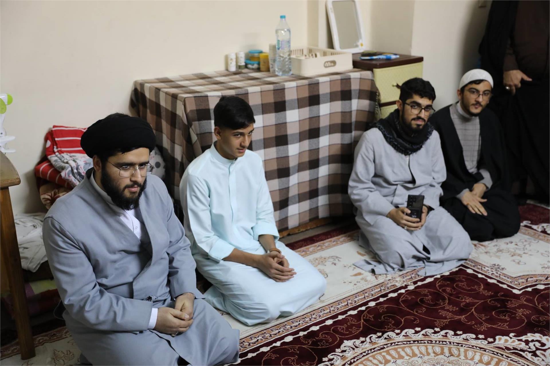 حضور در حجرات طلاب مدرسه خاتم الأنبیاء 19 آذر (8)