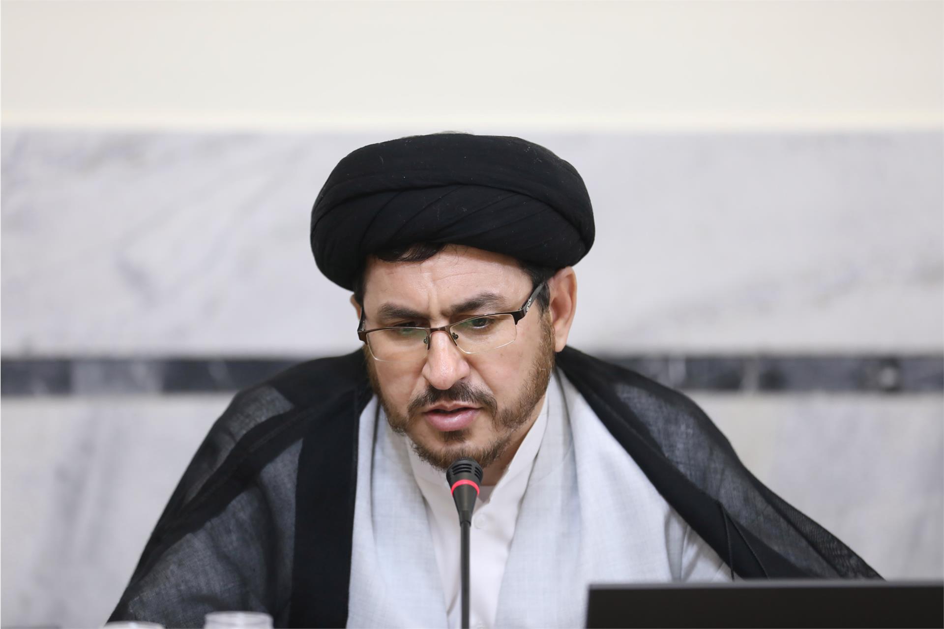 نشست هم اندیشی با اساتید سطوح عالی (تیرماه 1402)