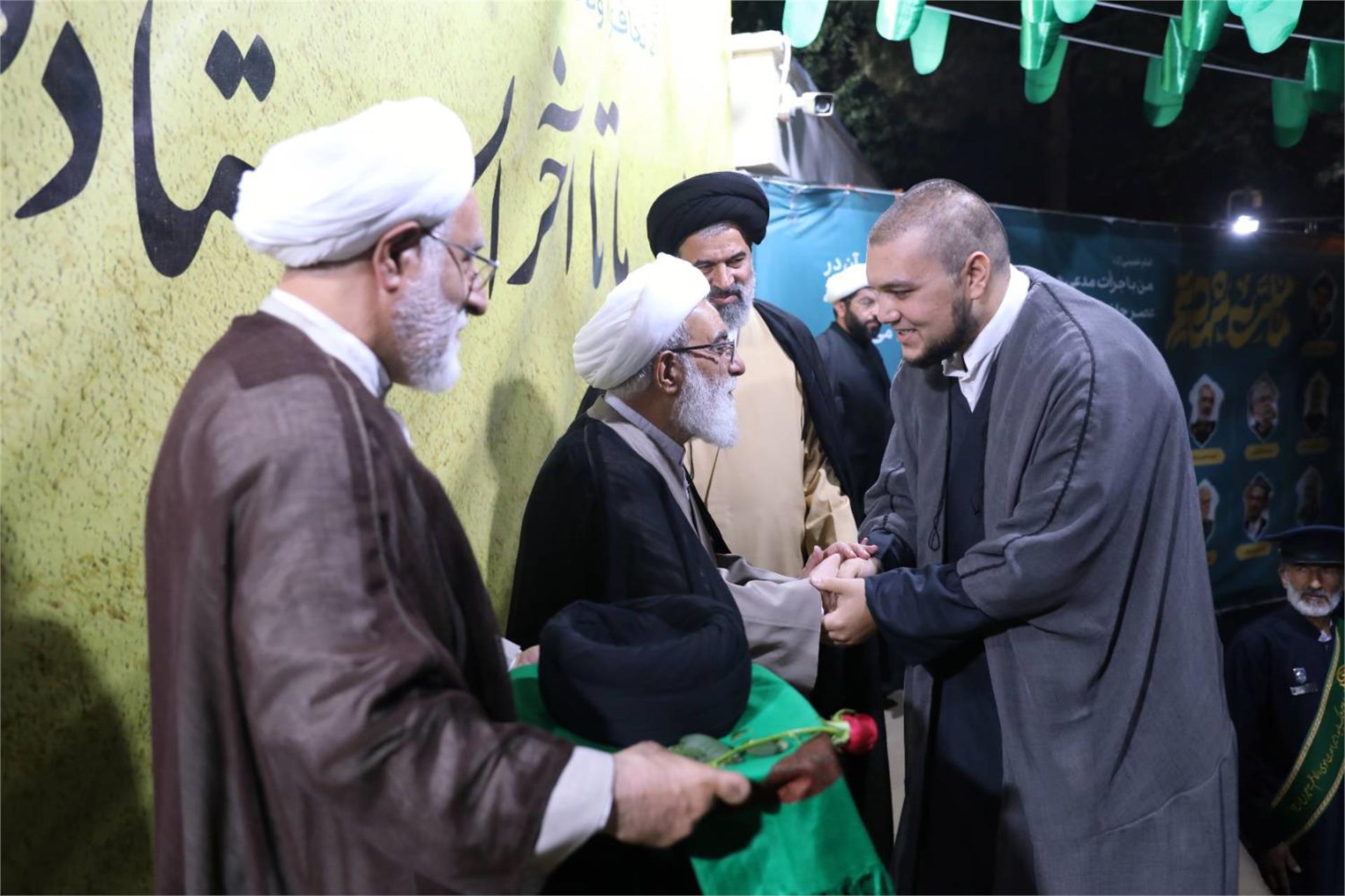 مراسم عمامه گذاری 14 خرداد 1405 (5)