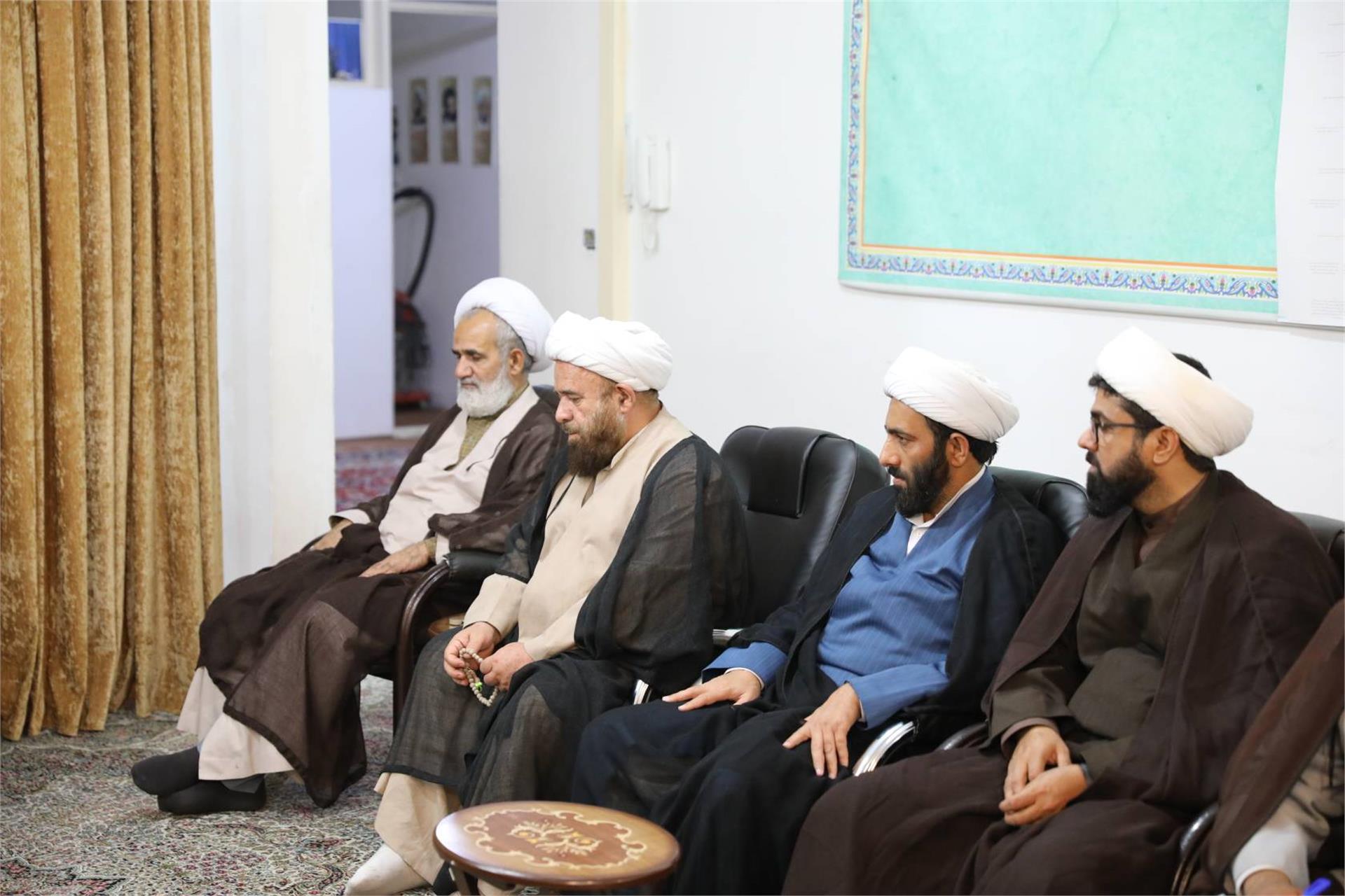 دیدار مدیران مدارس علمیه هرمزگان با آیت الله شب‌زنده‌دار - 11 مهر 1405 (8)