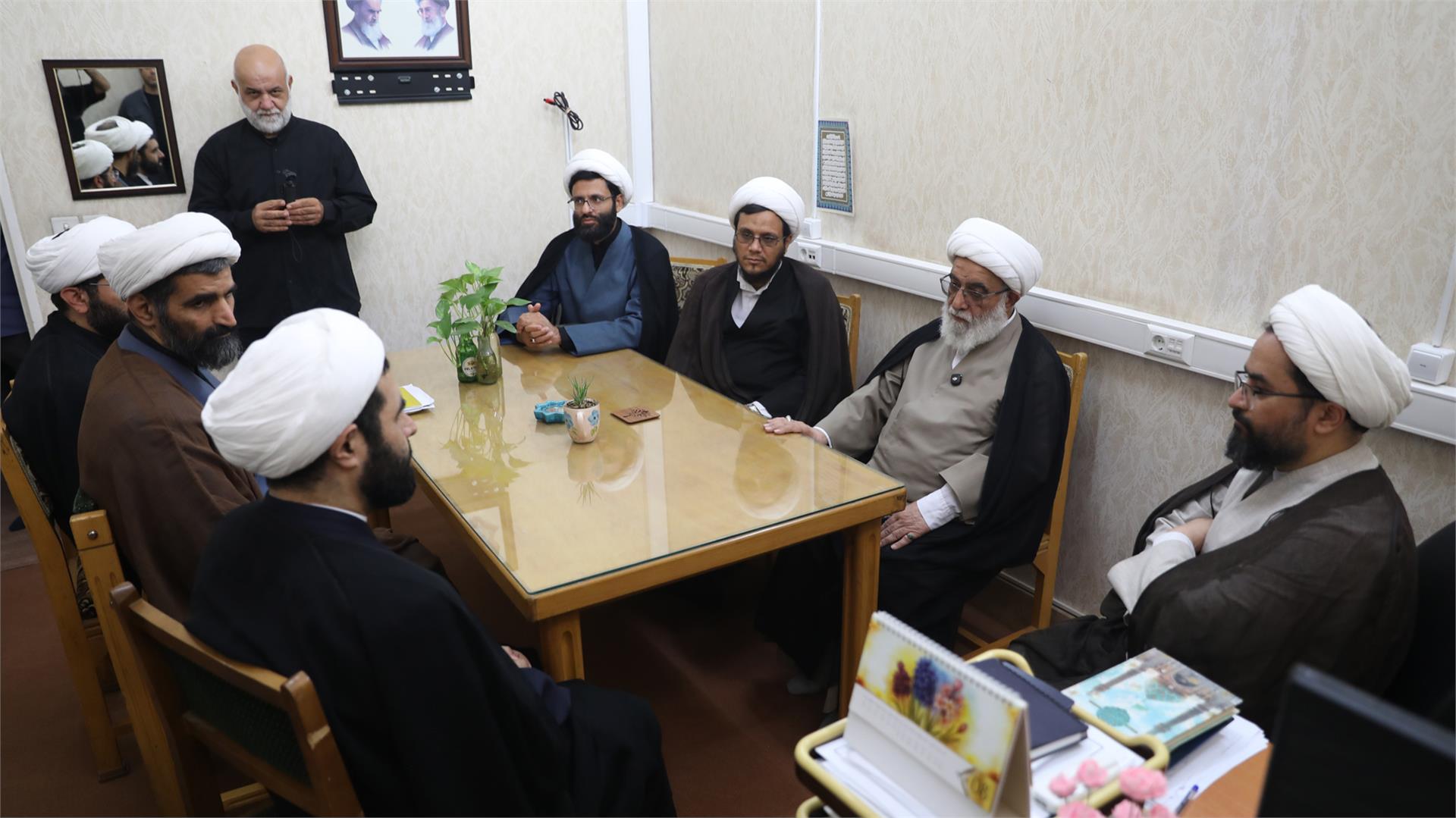 بازدید-از-مرکز-ملی-پاسخگویی-به-سؤالات-دینی---6-آبان-1405-(3)