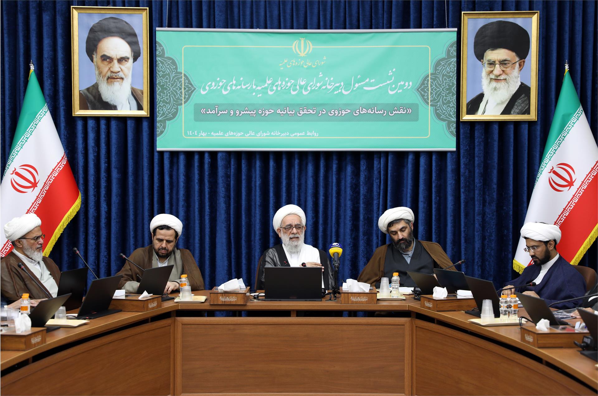 دومین نشست با رسانه‌های حوزوی (3)