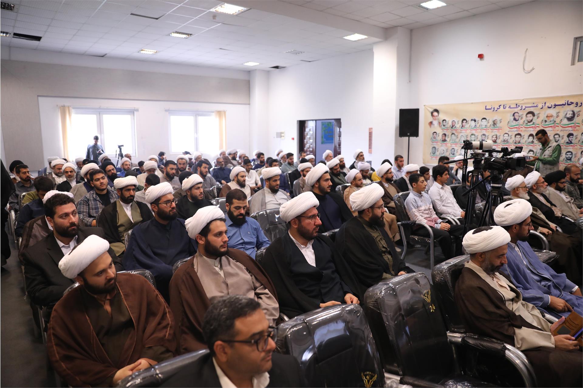 مراسم آغاز سال تحصیلی حوزه علمیه گیلان 15 شهریور (9)