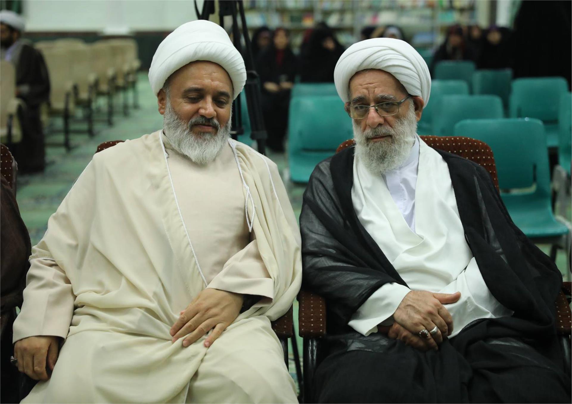 نشست با طلاب و اساتید مدرسه المهدی رامسر - 15 شهریور 1405 (1)
