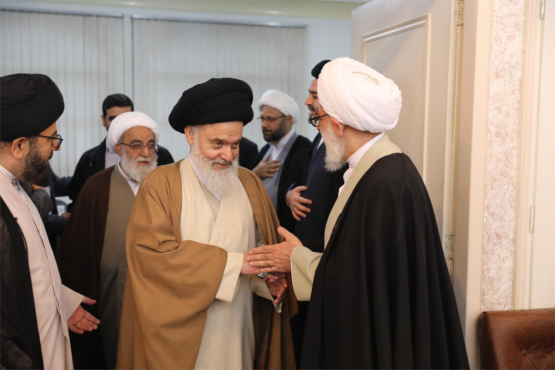 تودیع و معارفه مسئول دبیرخانه شورای عالی حوزه‌های علمیه 16 دی (2)