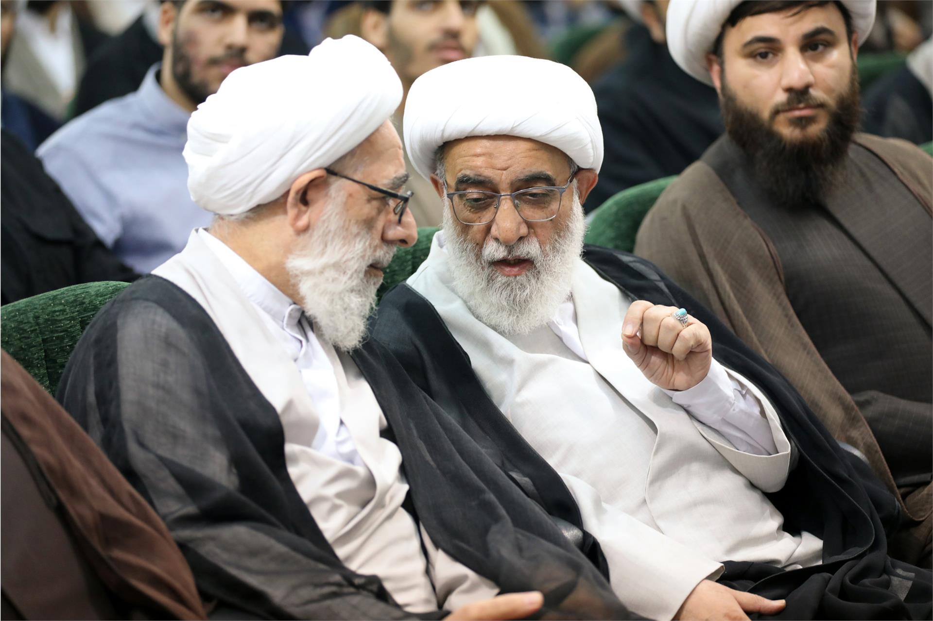 نشست دبیر شورای عالی با استعدادهای برتر 10 مهر 1404 (1)