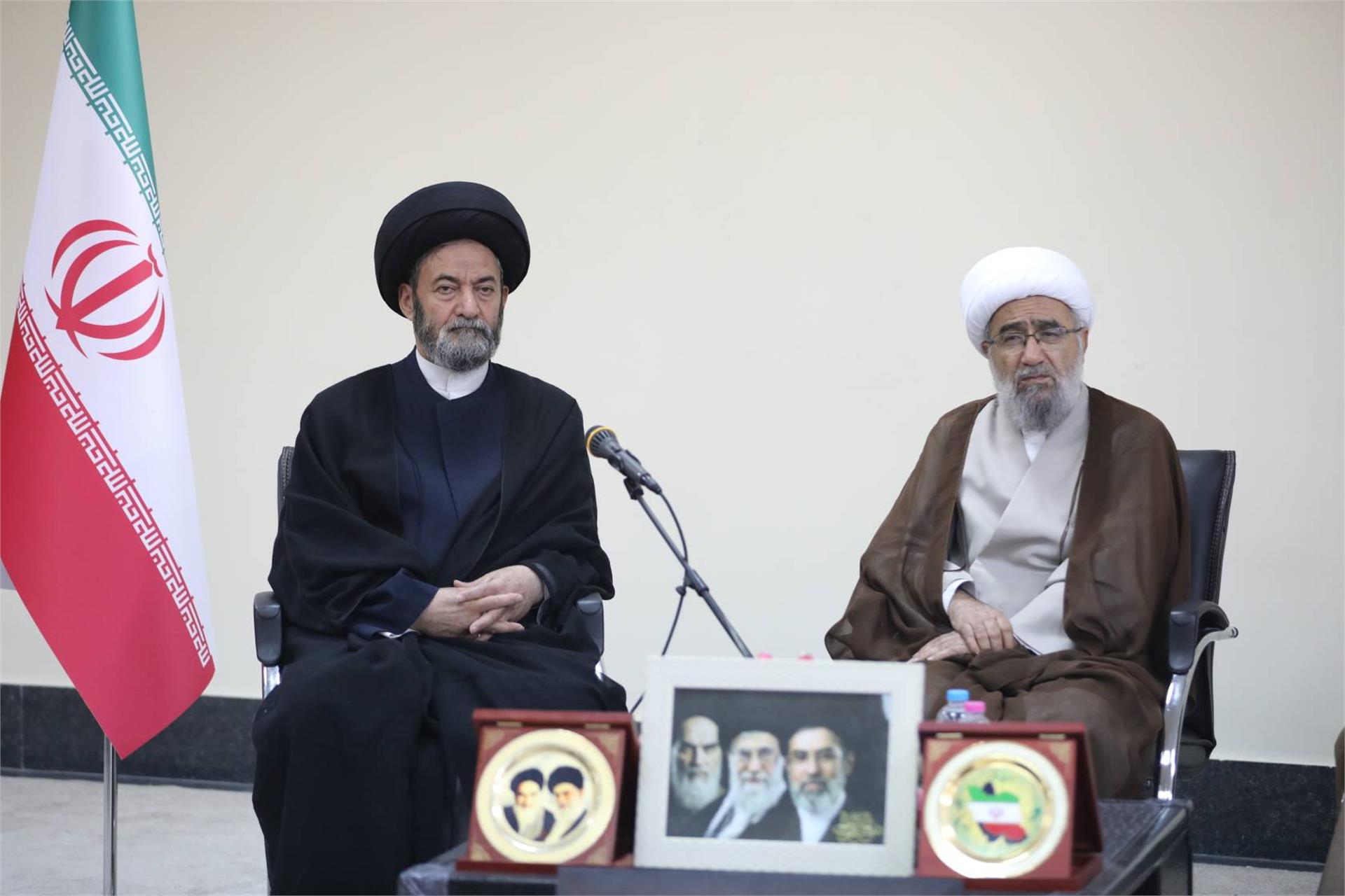 جلسه شورای حوزه علمیه استان اردبیل با حضور آیت الله مروی - 18 شهریور (2)