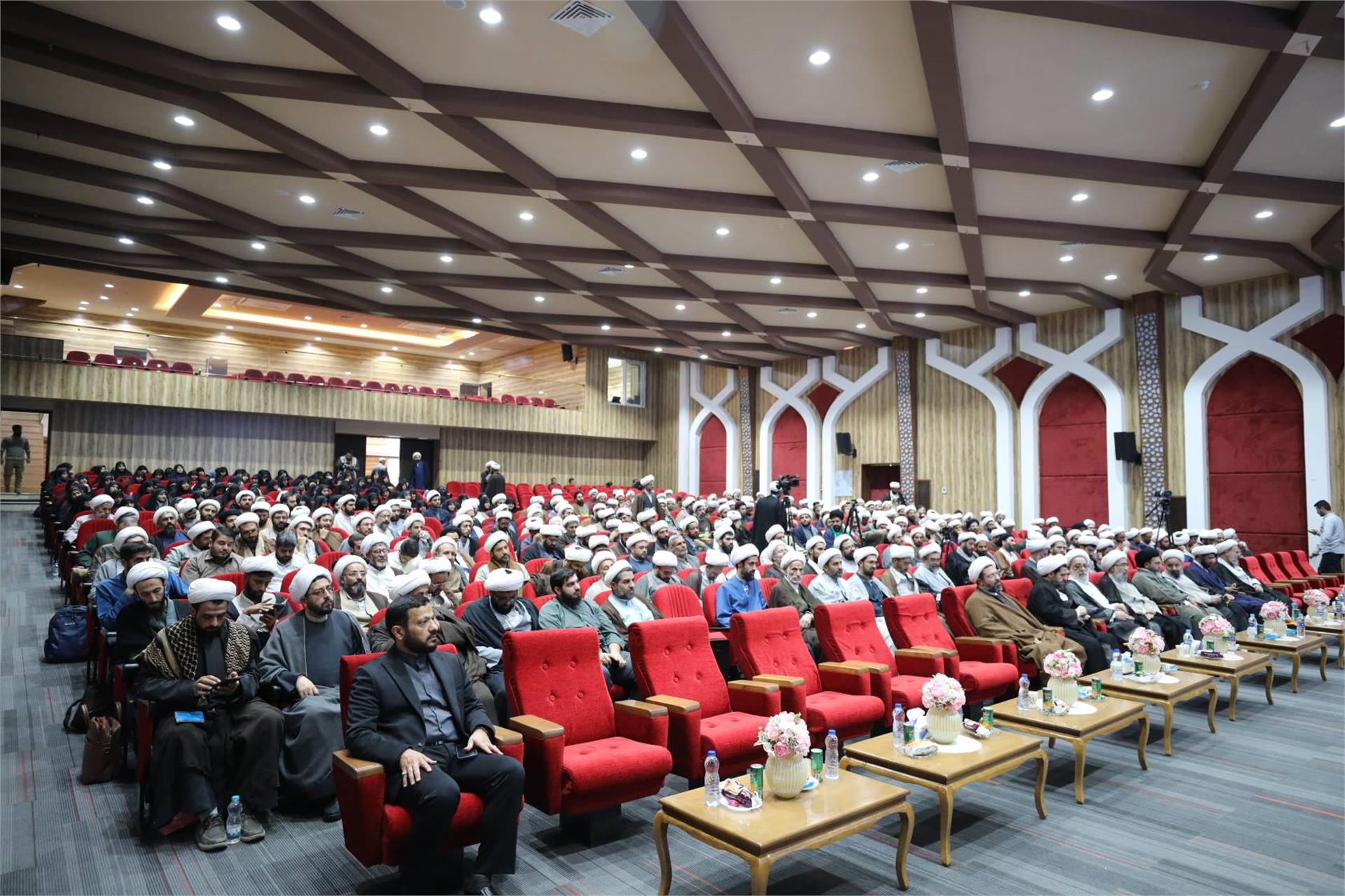 گردهمایی مبلغین استان همدان با حضور آیت الله مروی (آبان 1404) 28