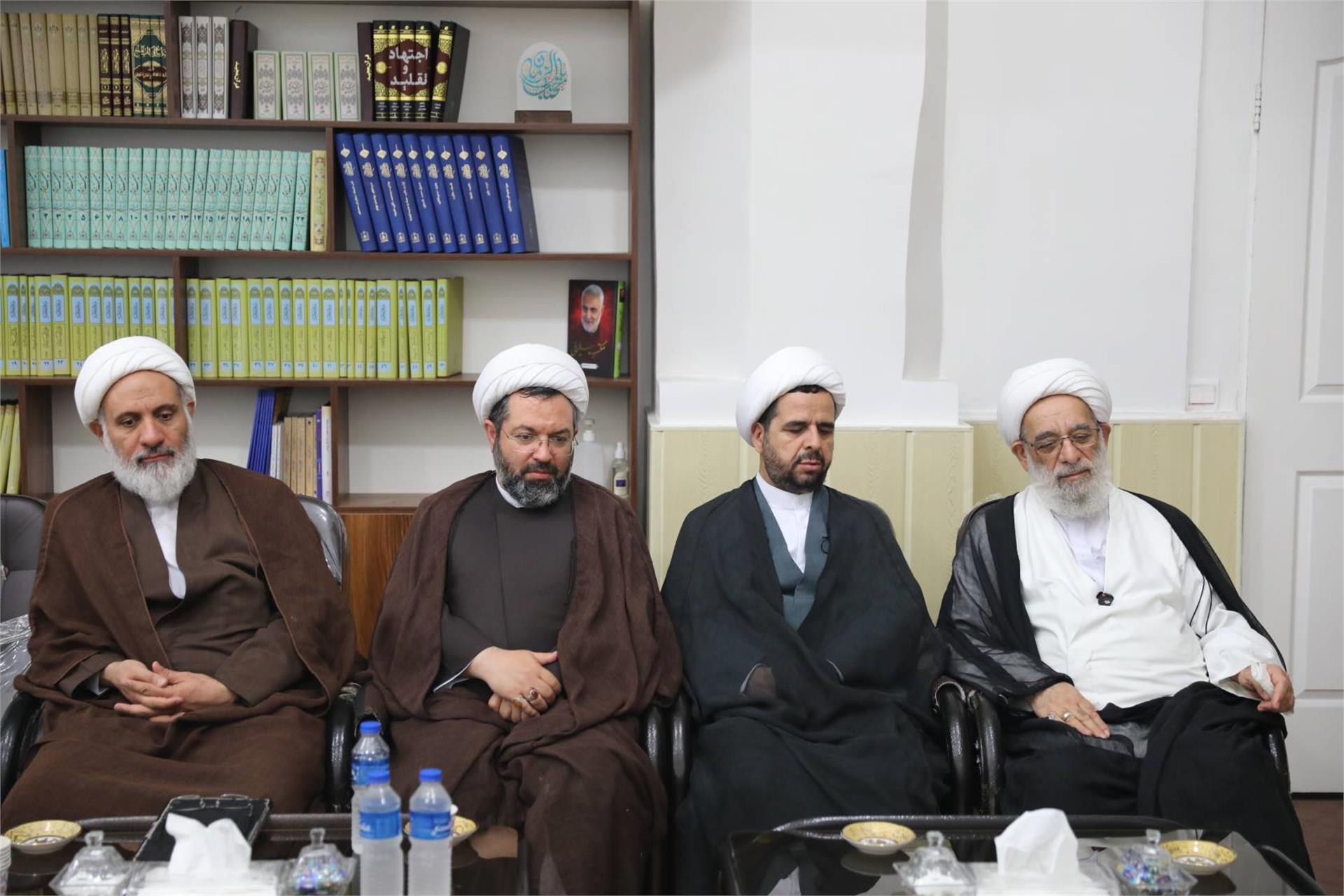 دفتر امام جمعه رشت - 15 شهریور (4)