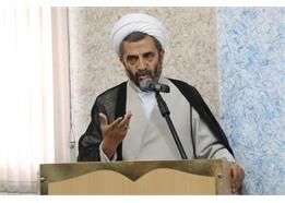 حوزه قم در سده اخیر علما و اندیشمندان فاخری را تربیت نموده است