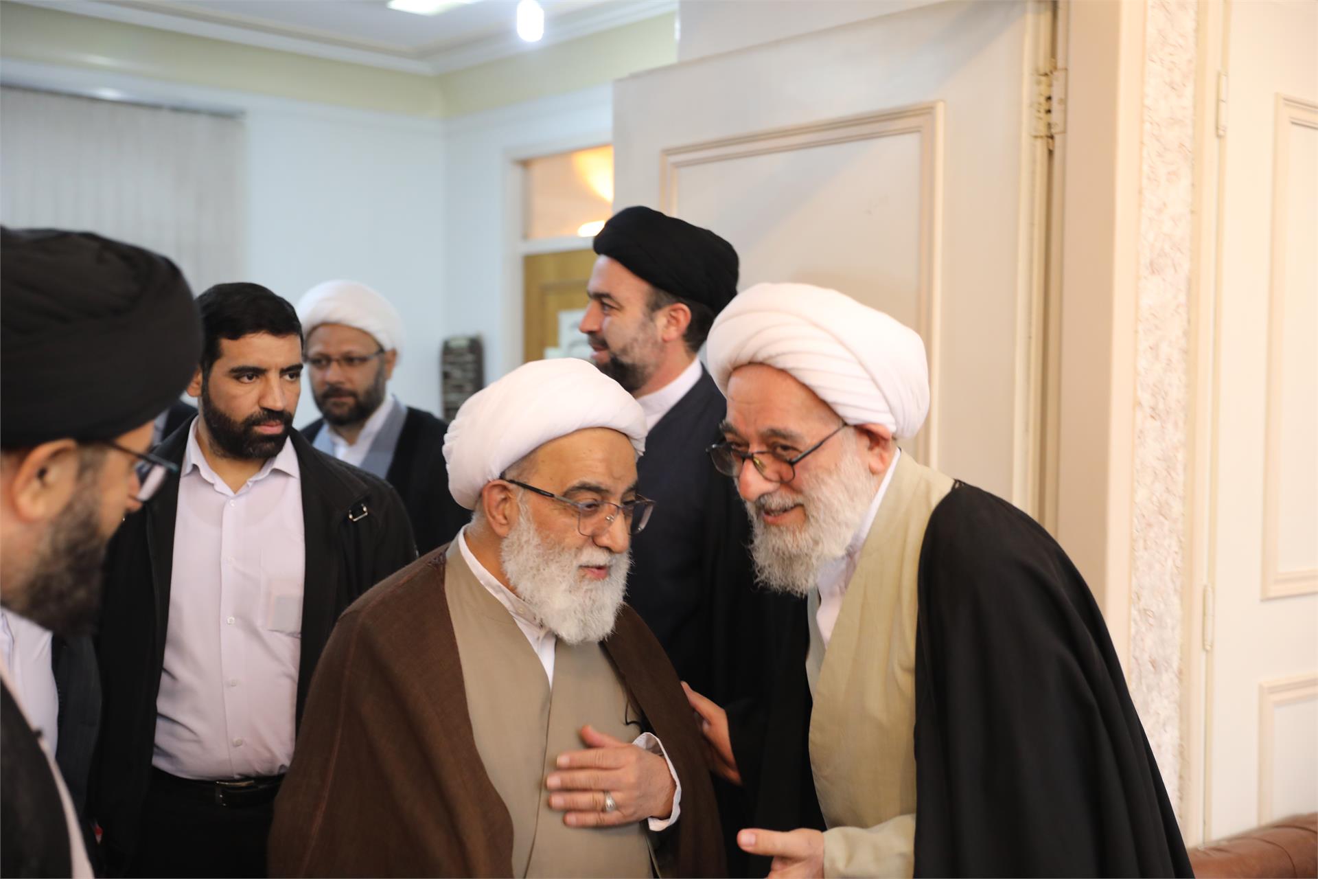 تودیع و معارفه مسئول دبیرخانه شورای عالی حوزه‌های علمیه 16 دی (3)