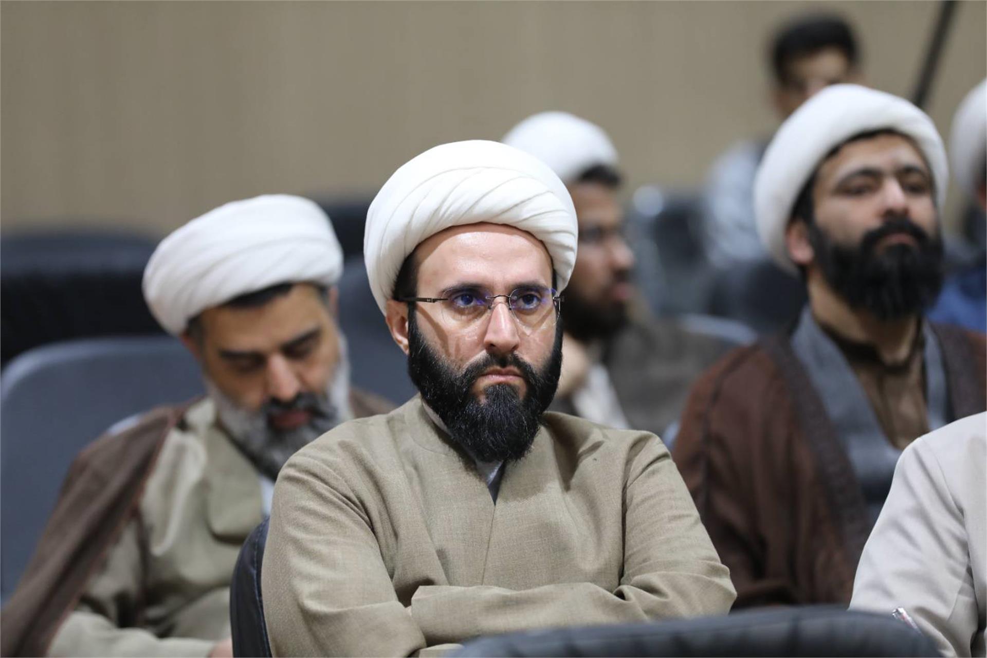 گردهمایی اساتید اهواز (23 بهمن 1404) (6)