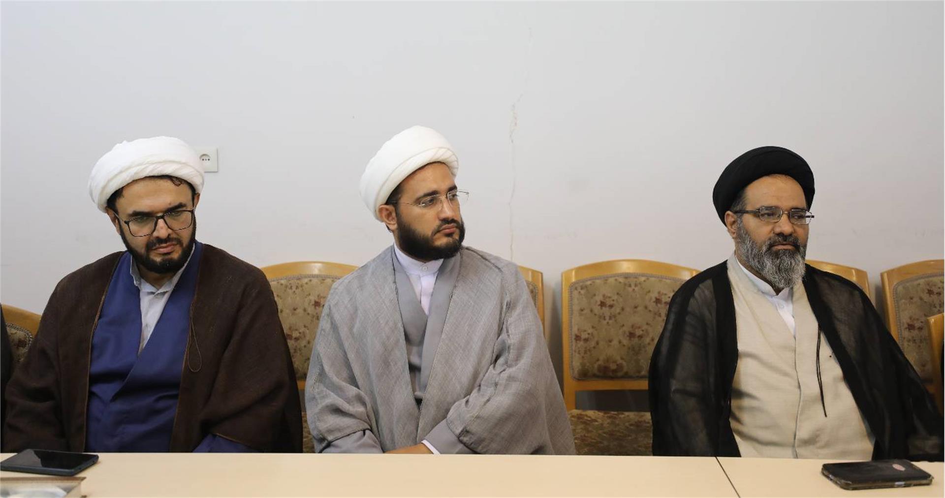 بازدید مسئول دبیرخانه شورای عالی از مدرسه علمیه الهادی قم - 18 مهر 1405 (6)