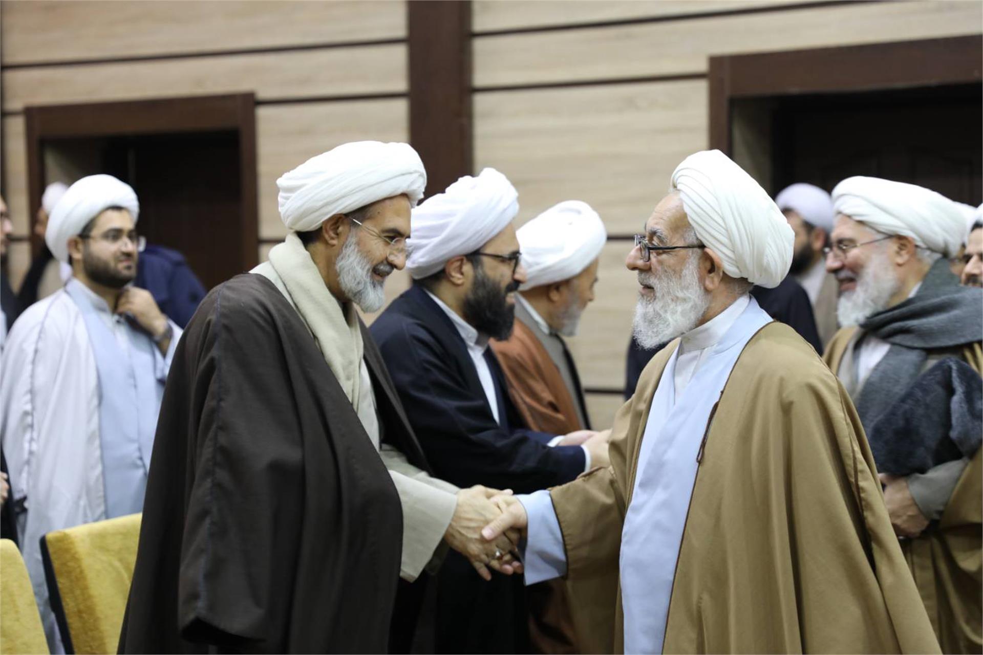 نشست با اساتید، طلاب و مبلغین ارومیه 15 بهمن (1)