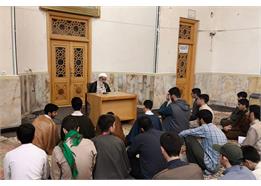 طلاب باید منشور روحانیت رهبر انقلاب را مطالعه و مباحثه کنند