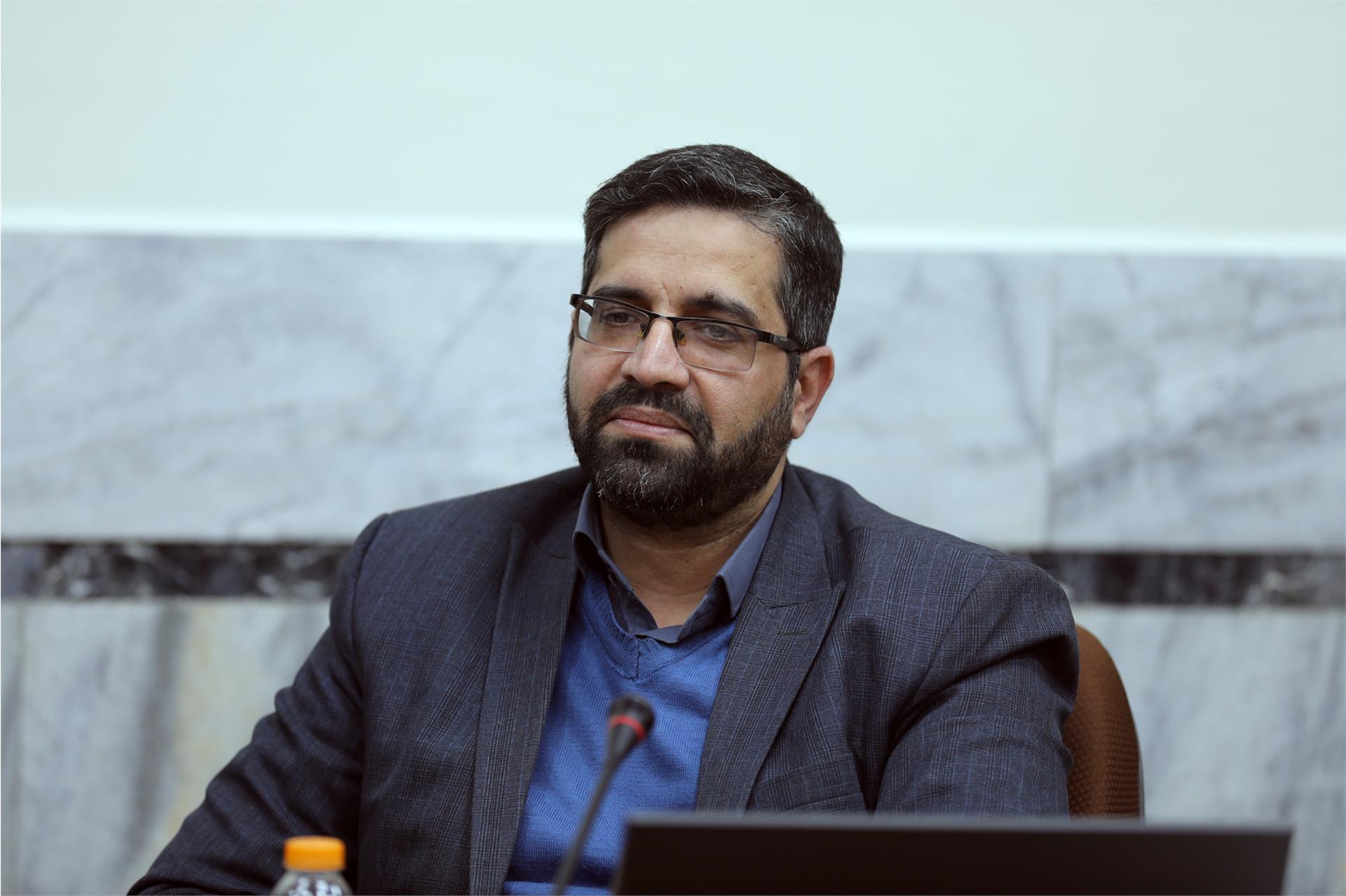 سلسله نشستهای اساتید و فضلای حوزه علمیه جلسه دوم (10)