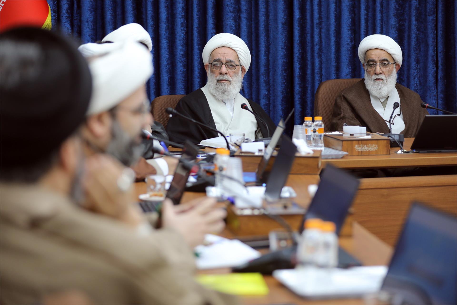 سلسله نشستهای اساتید و فضلای حوزه علمیه جلسه دوم (6)