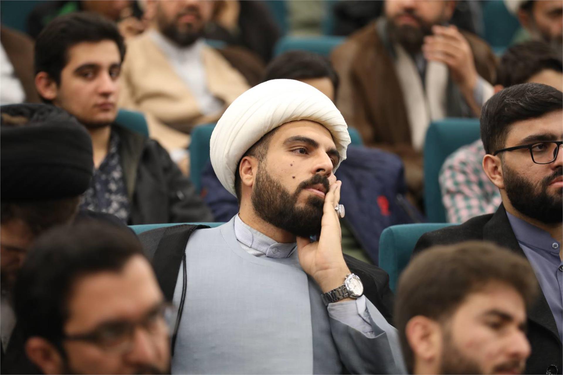 گردهمایی اساتید، طلاب و مبلغین حوزه علمیه منطقه کاشان (9 بهمن 1404) (8)