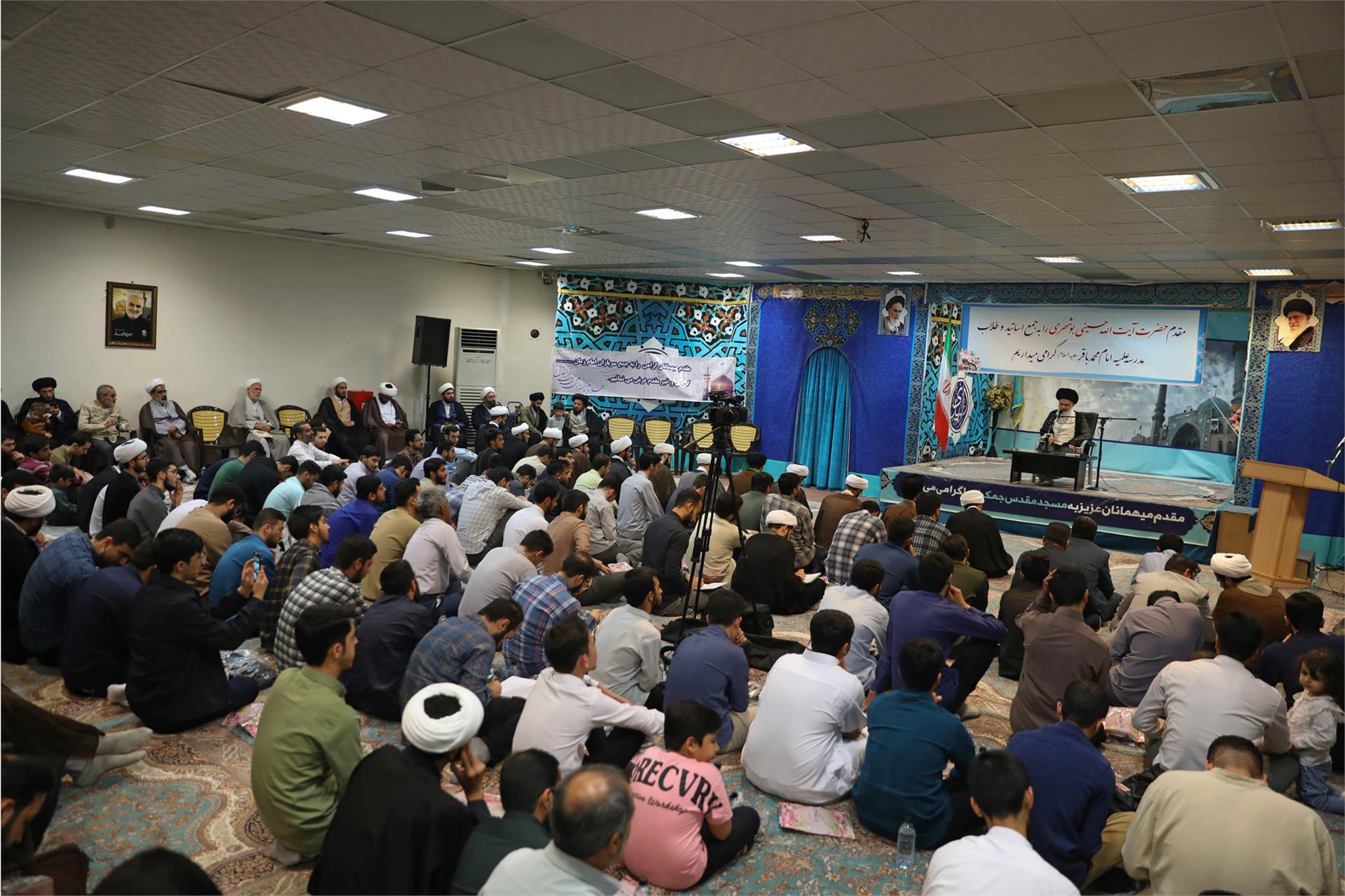 عمامه گذاری طلاب مدرسه امام محمد باقر