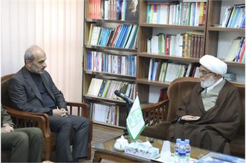 مسئله حجاب دغدغه بزرگی است که برخورد با آن ساده نیست