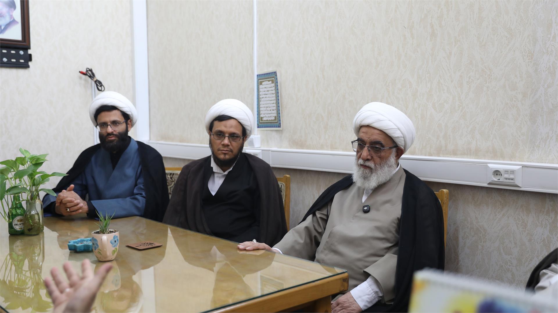 بازدید-از-مرکز-ملی-پاسخگویی-به-سؤالات-دینی---6-آبان-1405-(4)