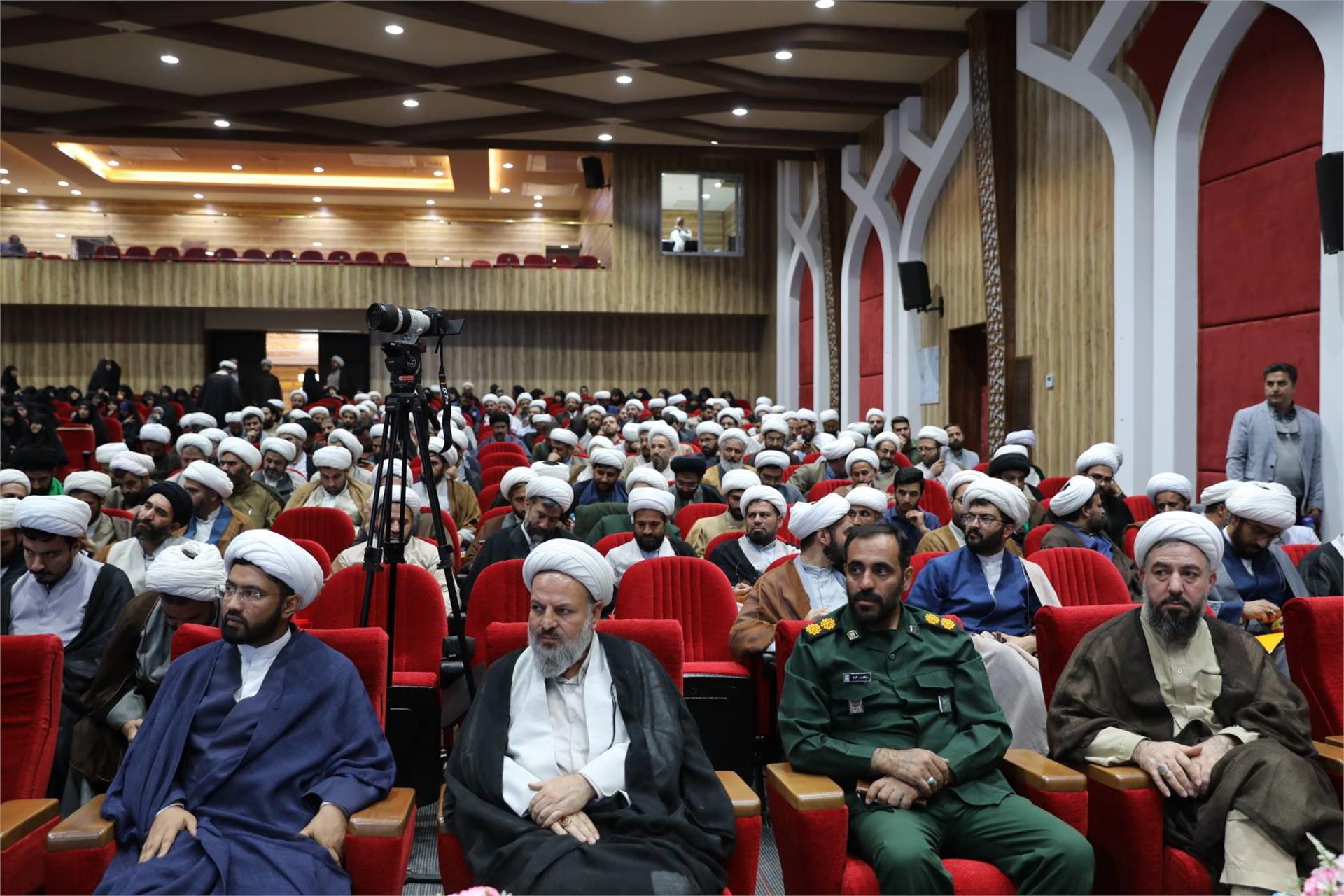 گردهمایی مبلغین استان همدان با حضور آیت الله مروی (آبان 1404) 26