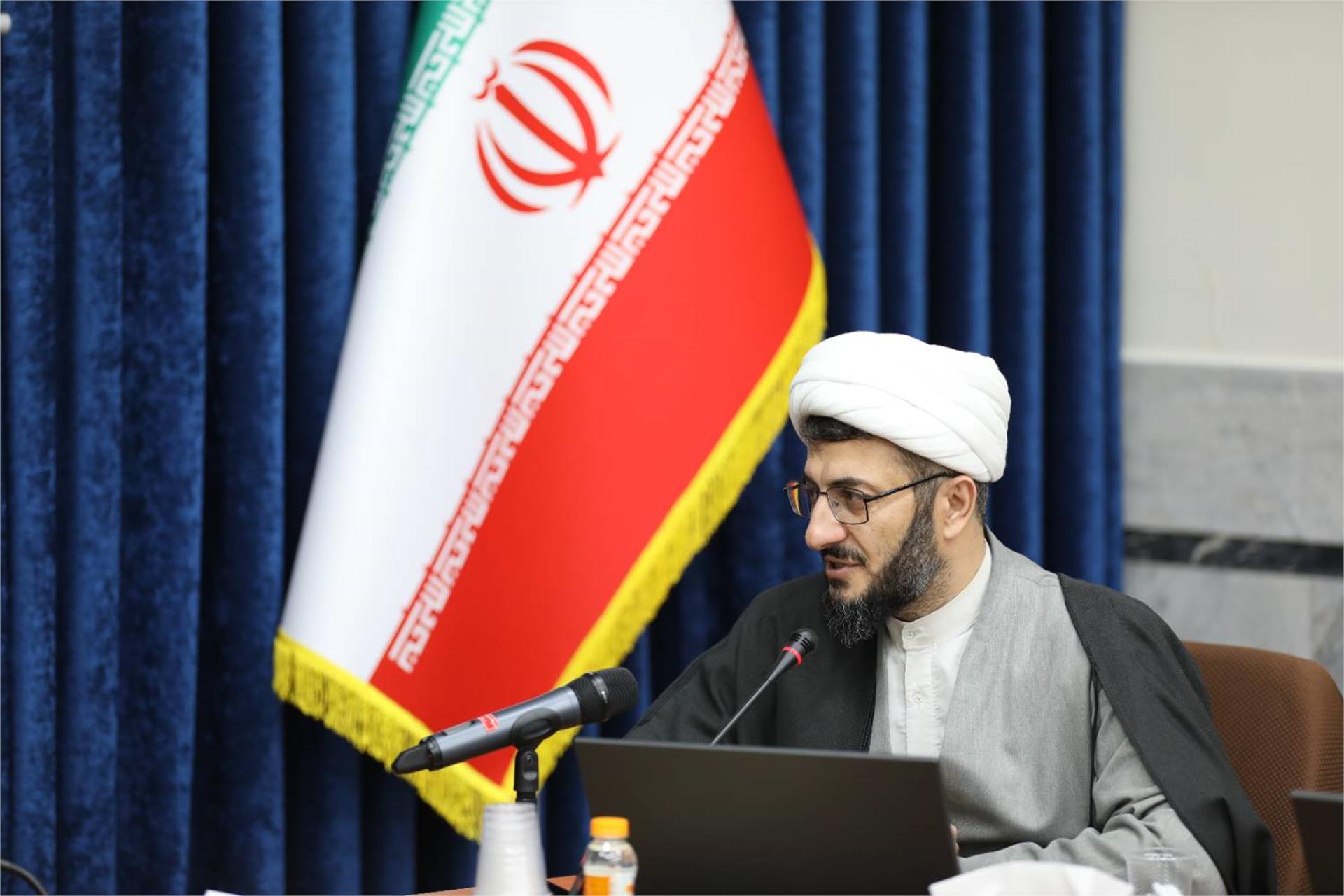 دیدار معاون و مدیران پژوهش حوزه‌های علمیه با آیت الله شب‌زنده دار (7)