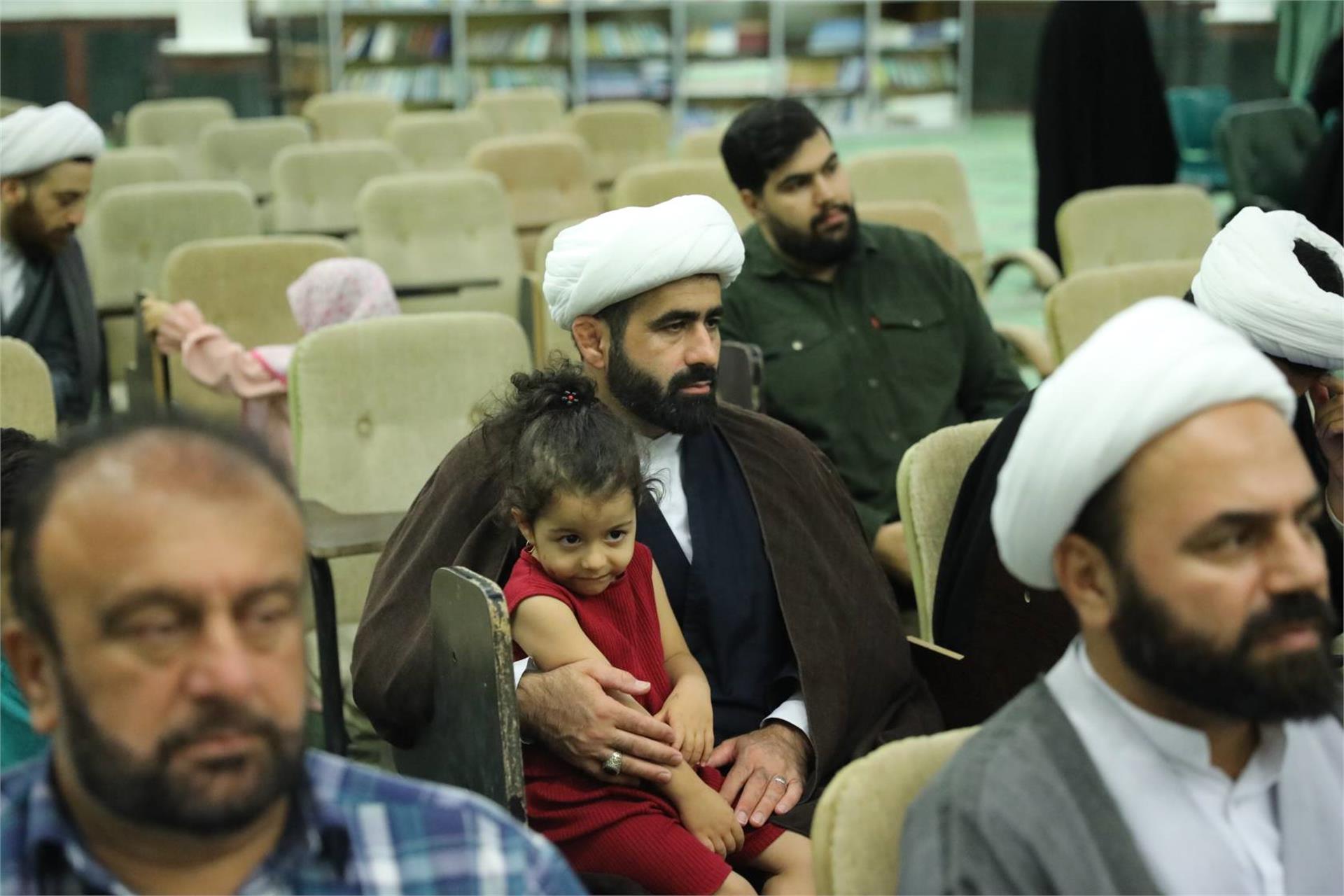 نشست با طلاب و اساتید مدرسه المهدی رامسر - 15 شهریور 1405 (6)