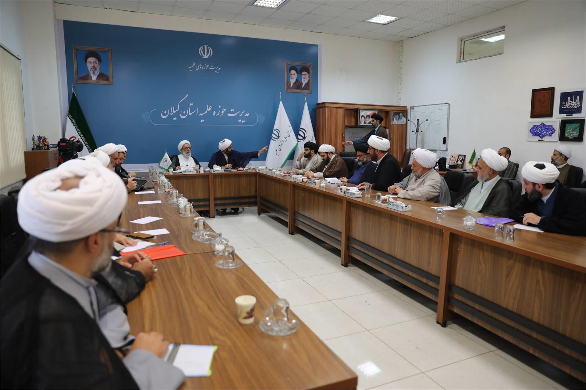نشست مدیران مدارس علمیه استان گیلان - 15 شهریور 1405 (2)