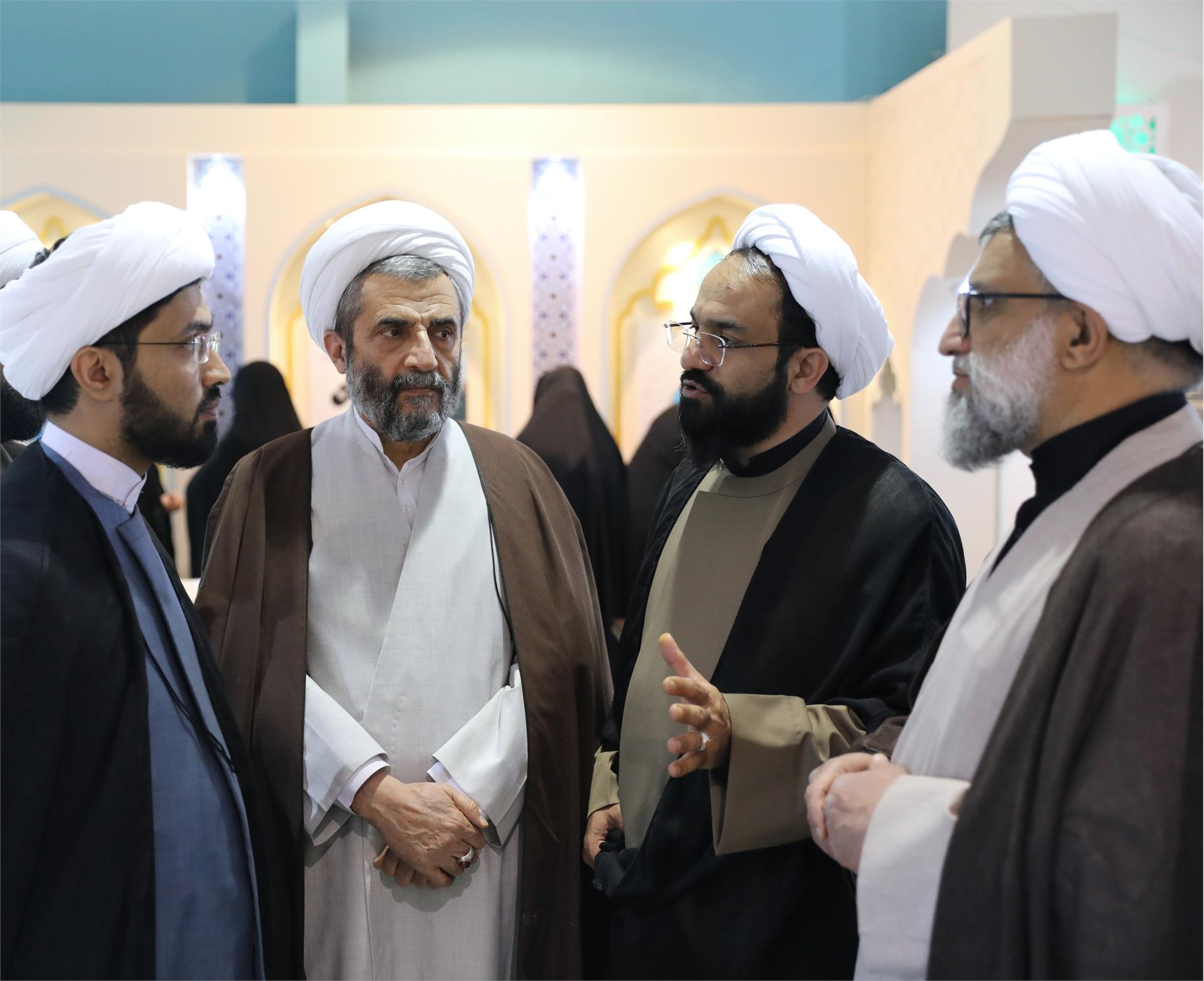 بازدید از سی‌امین نمایشگاه بین المللی قرآن کریم در مصلی تهران