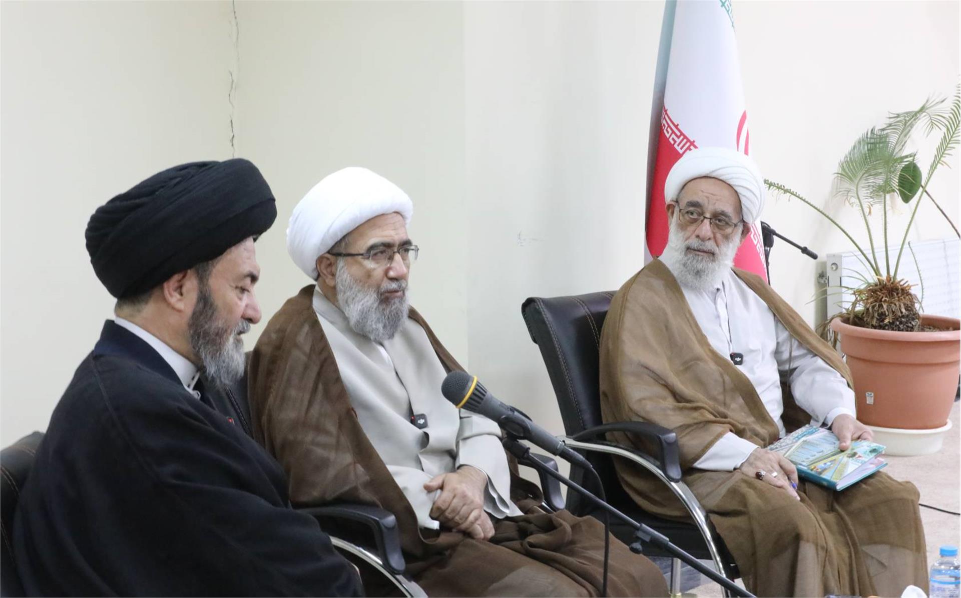 جلسه شورای حوزه علمیه استان اردبیل با حضور آیت الله مروی - 18 شهریور (10)