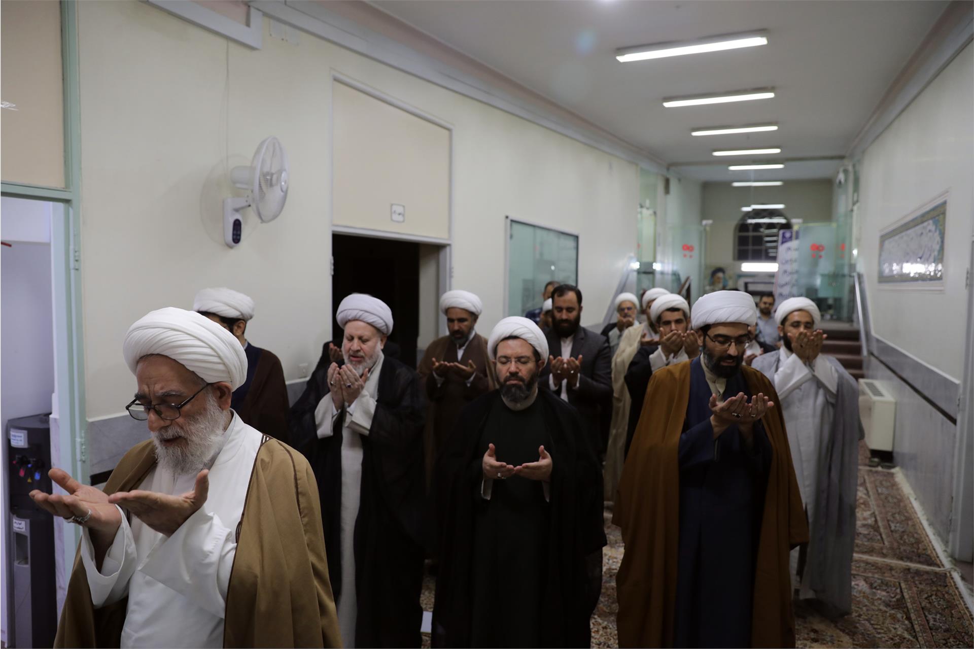 نشست با رسانه های حوزوی 25 اسفند (1)