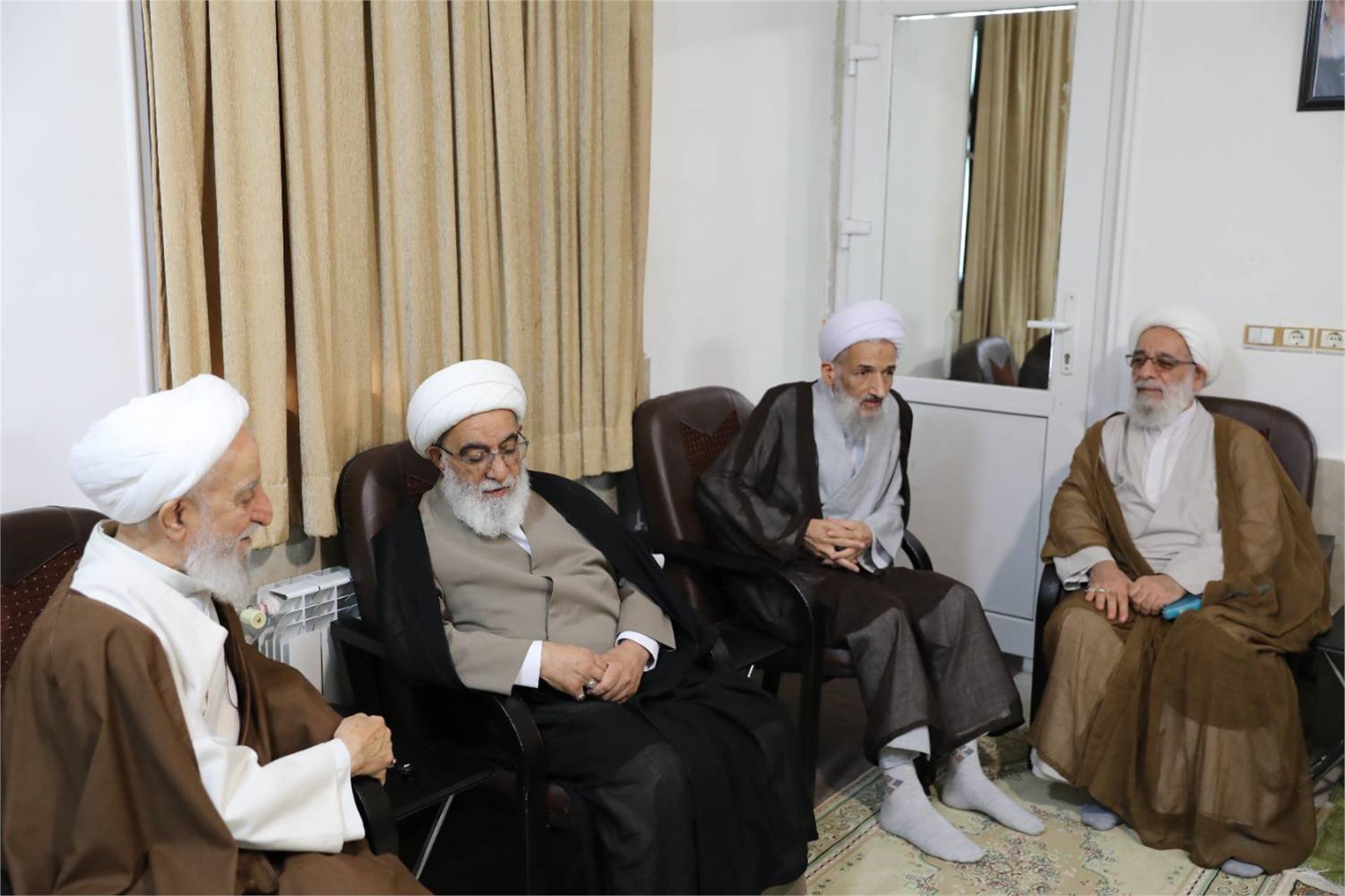 دیدار با پدر شهید محسن سلیمانی - 21 شهریور (12)