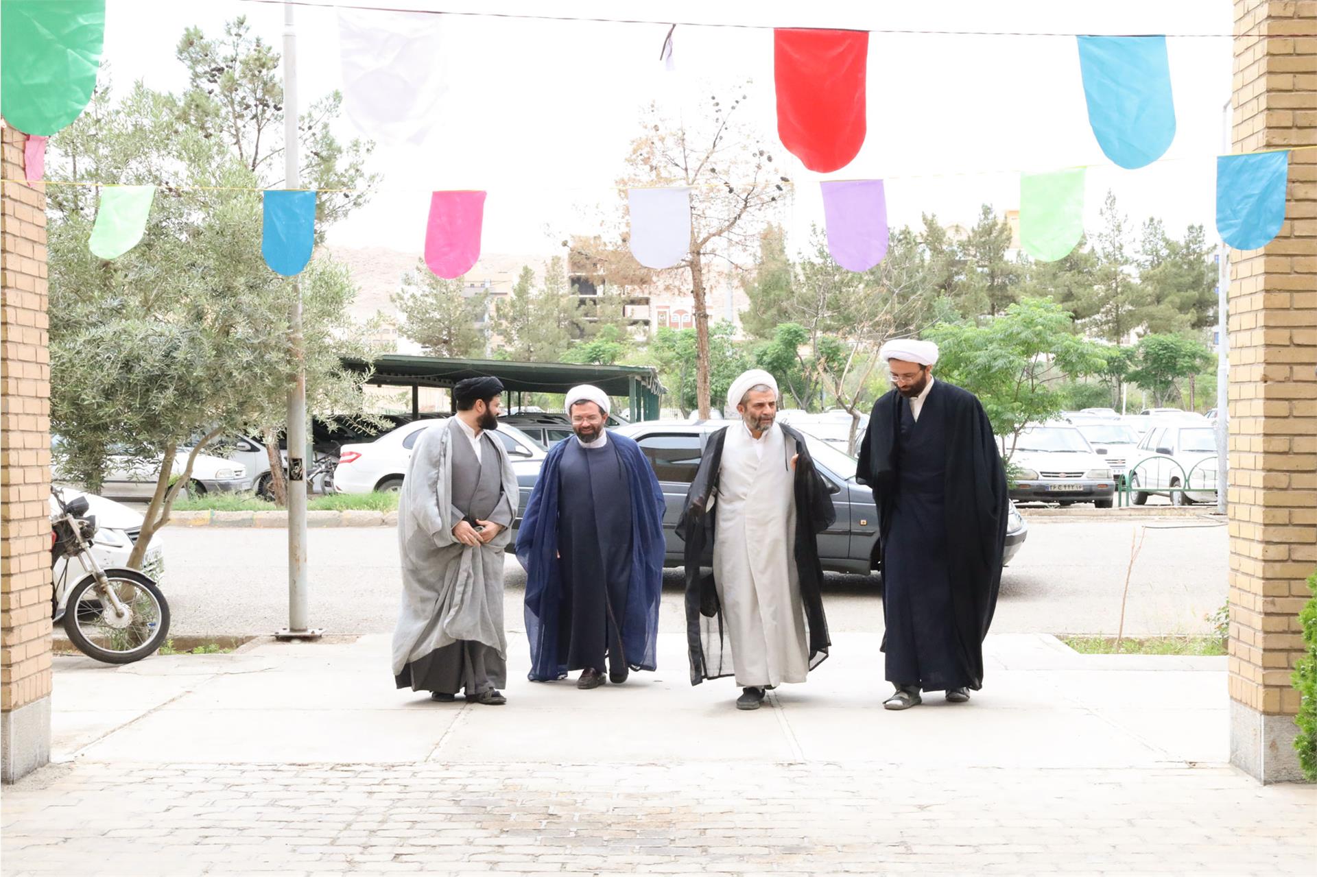 بازدید از مجتمع آموزشی پژوهشی تبلیغ