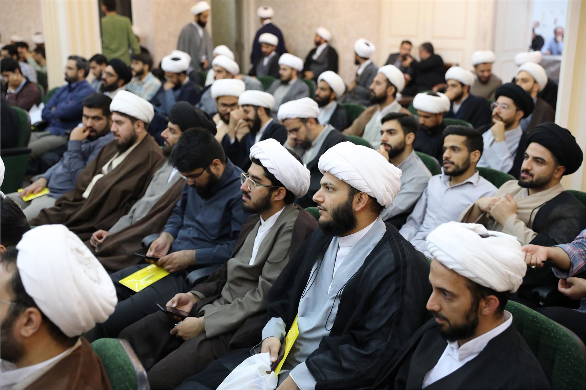 نشست دبیر شورای عالی با استعدادهای برتر 10 مهر 1404 (7)