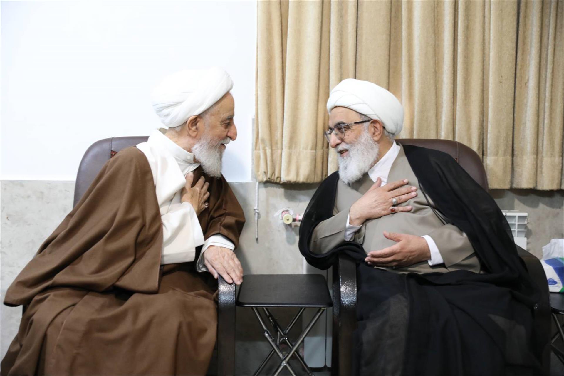 دیدار با پدر شهید محسن سلیمانی - 21 شهریور (8)