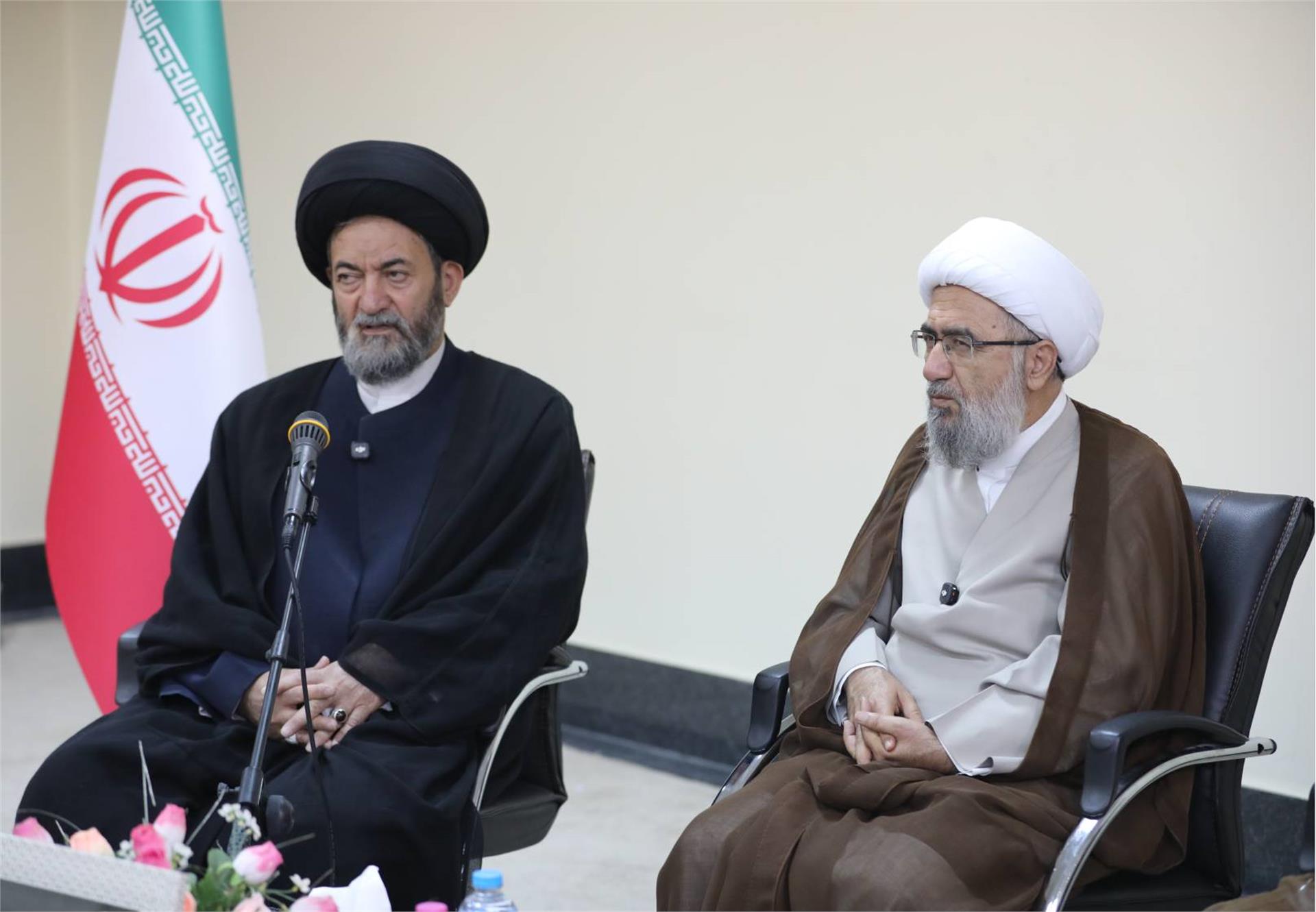 جلسه شورای حوزه علمیه استان اردبیل با حضور آیت الله مروی - 18 شهریور (7)
