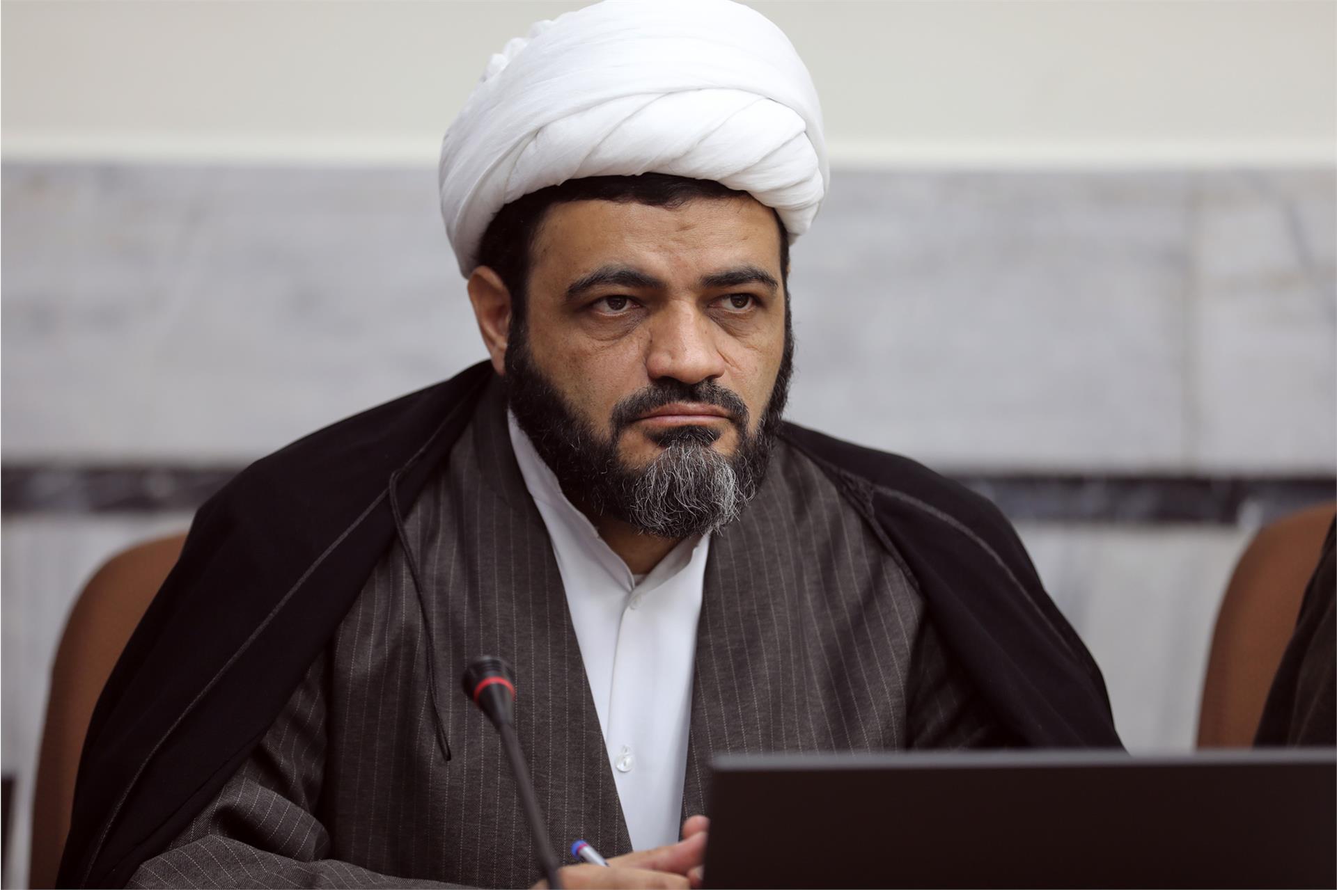 سلسله نشستهای اساتید و فضلای حوزه علمیه جلسه دوم (7)