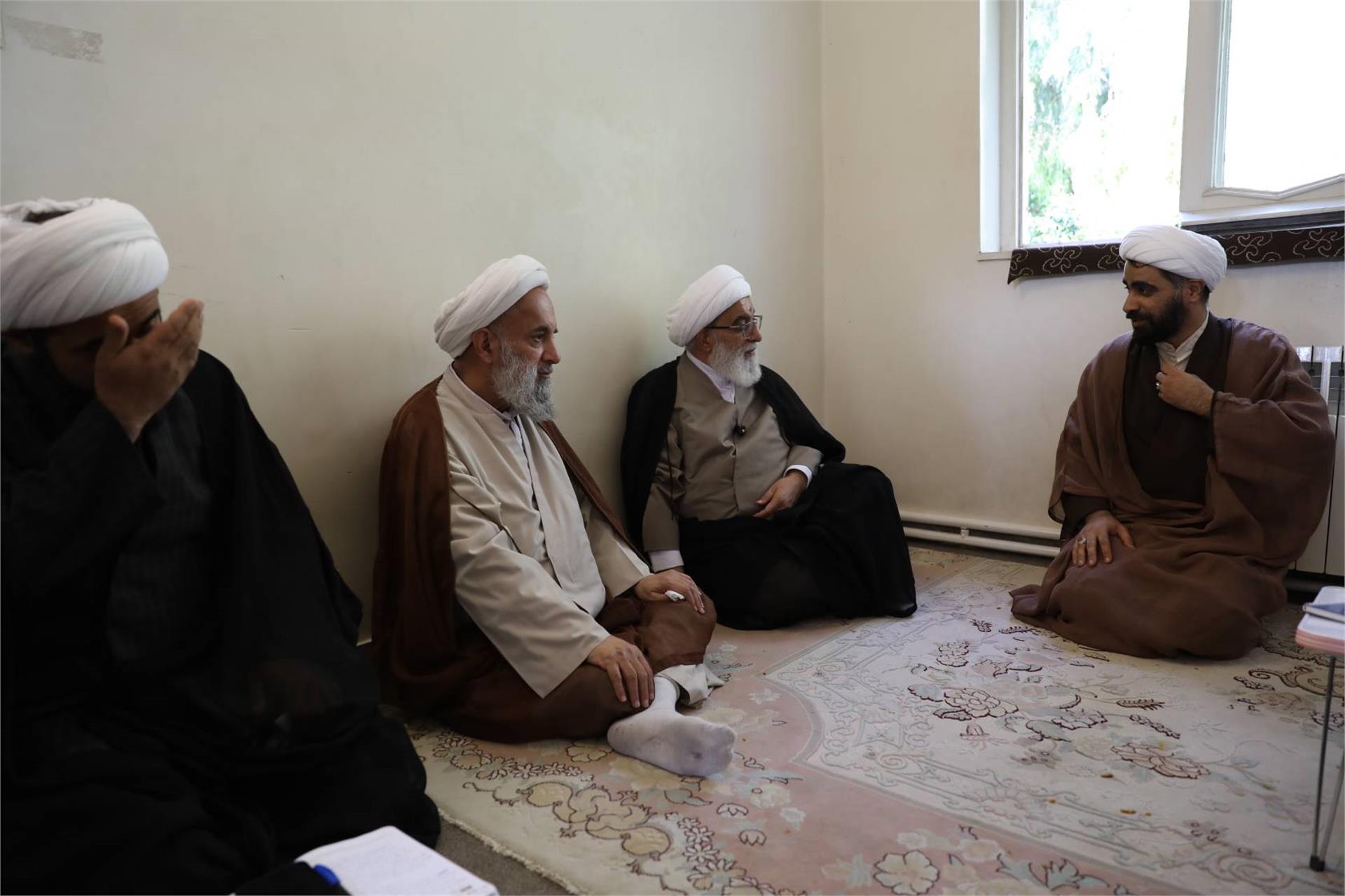 بازدید از حجرات مدرسه علمیه خاتم الأنبیاء بابل - 22 شهریور 1405 (7)