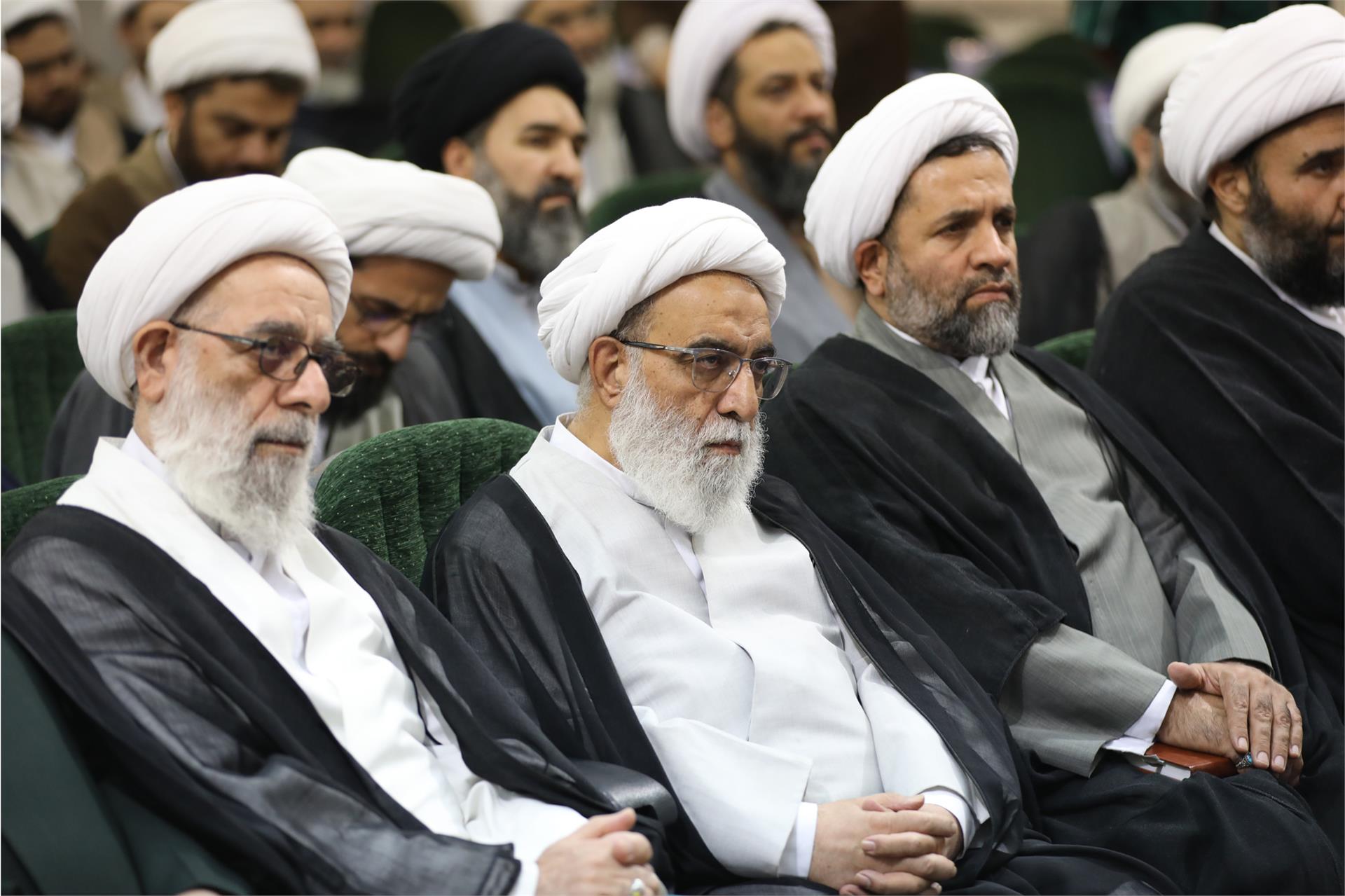 نشست با اساتید مدارس عالی و مراکز تخصصی (24 مهر 1404) (1)