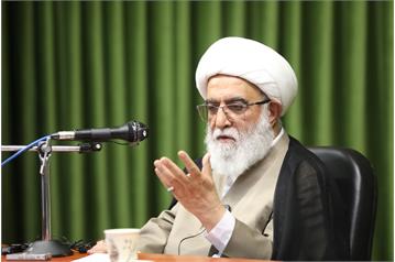 خطر زوال اعتقادات از تهدید نظامی مهم‌تر است